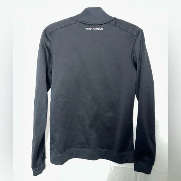 Under Armour Size M - Picture 4 of 4